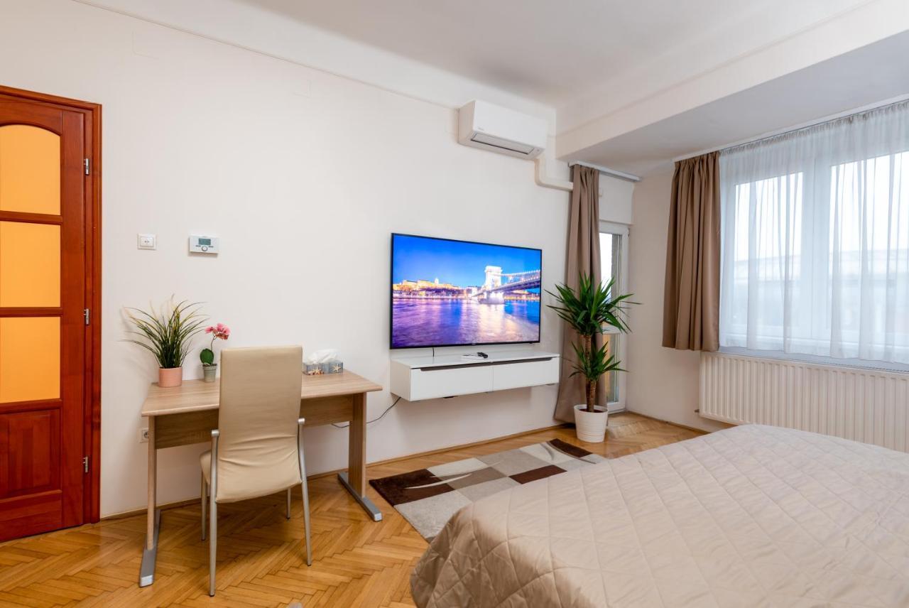 Budapest Deluxe Apartman With Free Parking Place 外观 照片